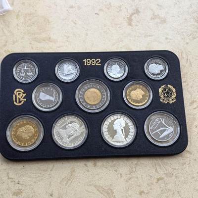 道一币馆币章第一百七十场 - 卡装 意大利1982年清年精制币套装11枚 含银币两枚