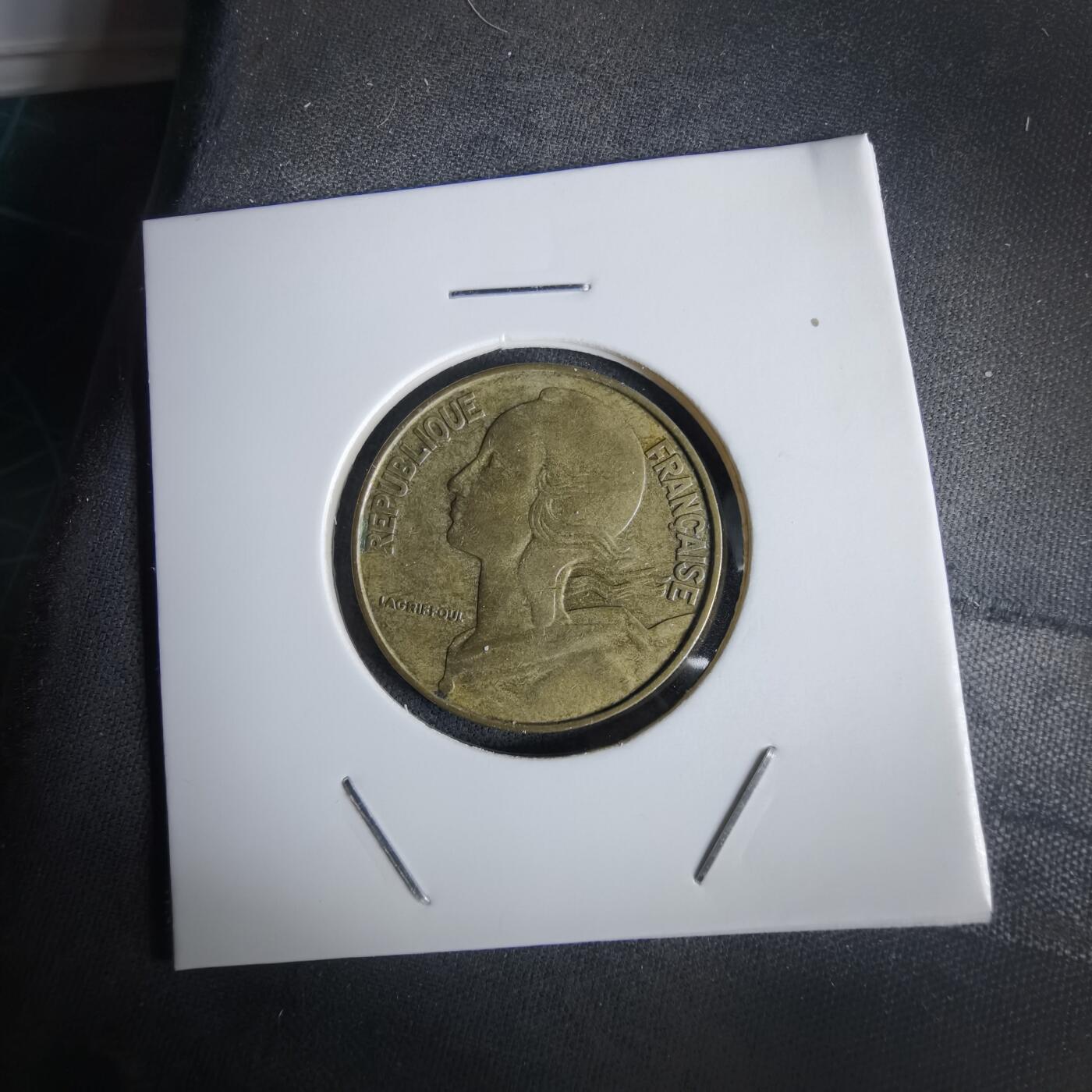 沼泽如烟--第1028场 法国1963年20分