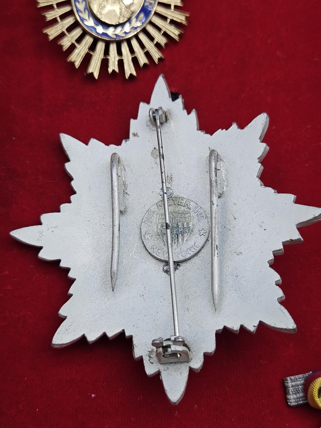 0元起拍勋章 第340期 咸鱼国勋章拍卖专场 3月22日（周日）下午6：00开始 委内瑞拉最高荣誉 解放者勋章 大军官级