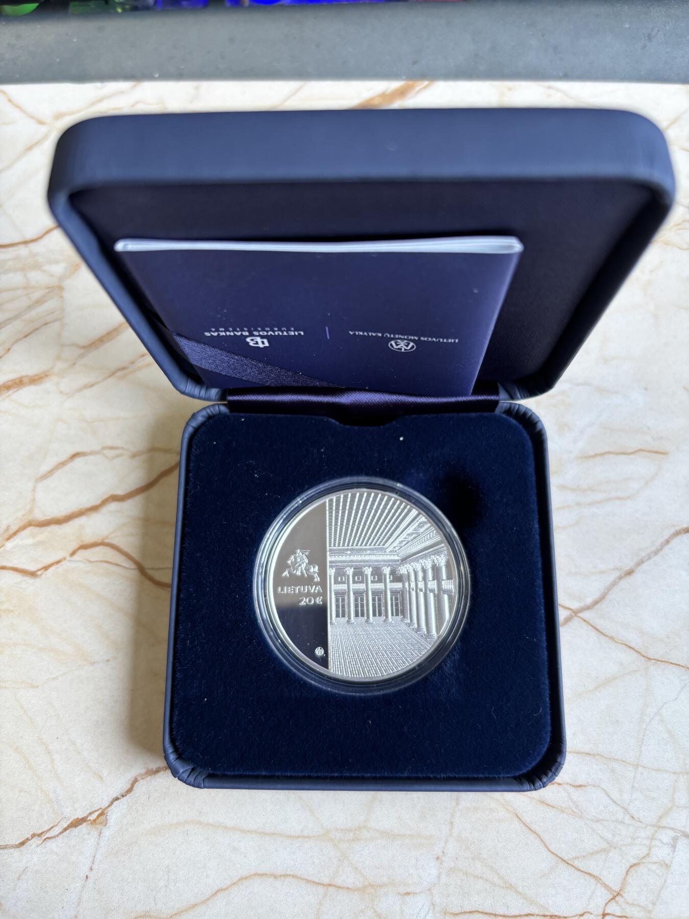 第194期拍卖 立陶宛2022年立陶宛银行成立20欧精制纪念银币，925银，28.28克，发行2750枚