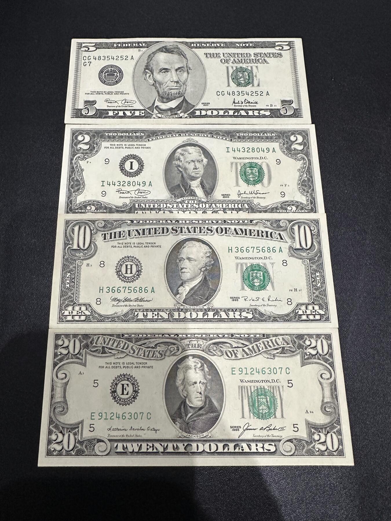 《外钞收藏家》第六百一十九期（精品场）（长期征集拍品、欢迎藏友们联系合作） 美国大头版5美元+小头版2、10、20美元 四张一起 非全新 品相如图
