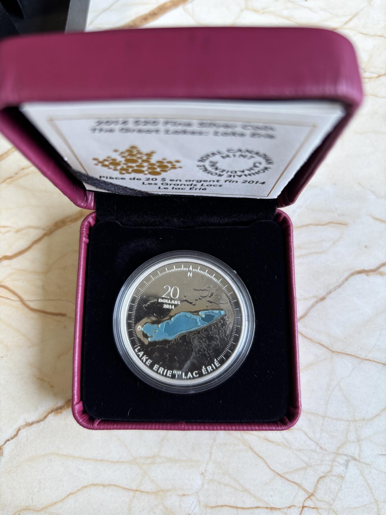 第194期拍卖 加拿大2014年五大湖系列伊利湖镶嵌珐琅彩纪念银币，9999银，31.39克，发行10000枚