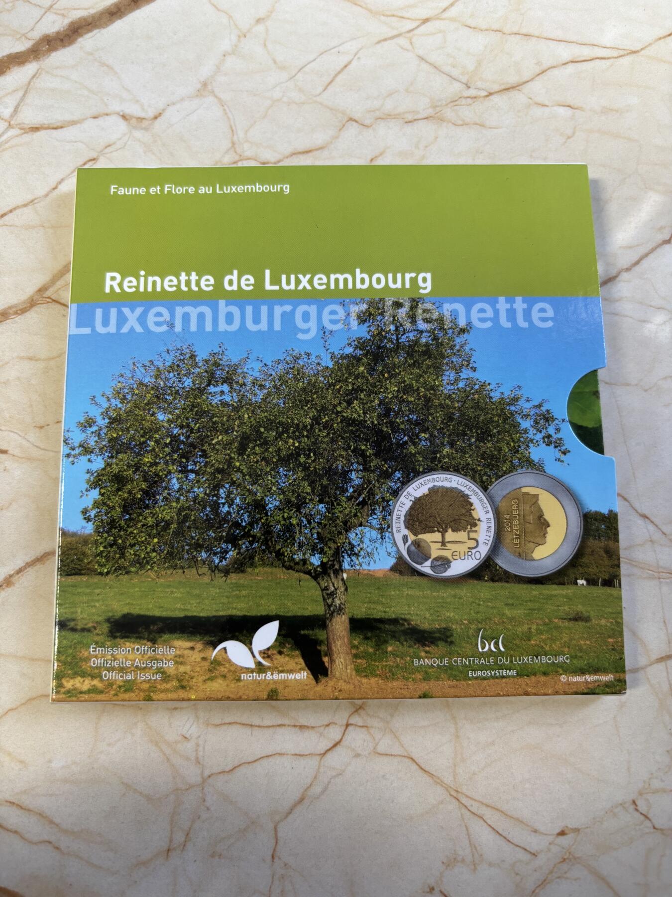 第194期拍卖 卢森堡2014年植物系列苹果树5欧精制双色北欧金纪念银币，925银+5.93克北欧金，发行3000枚