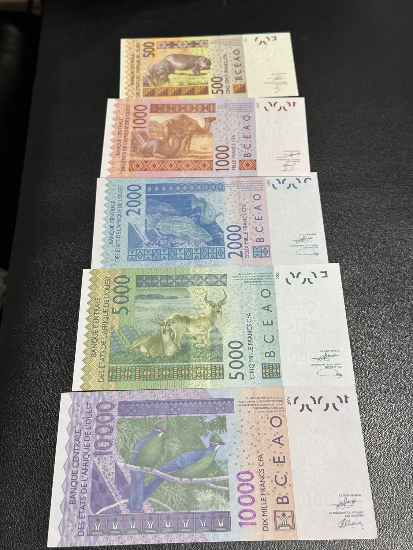 《外钞收藏家》第六百一十九期（精品场）（长期征集拍品、欢迎藏友们联系合作） 西非科特迪瓦500-1万法郎 五张一起 全新UNC