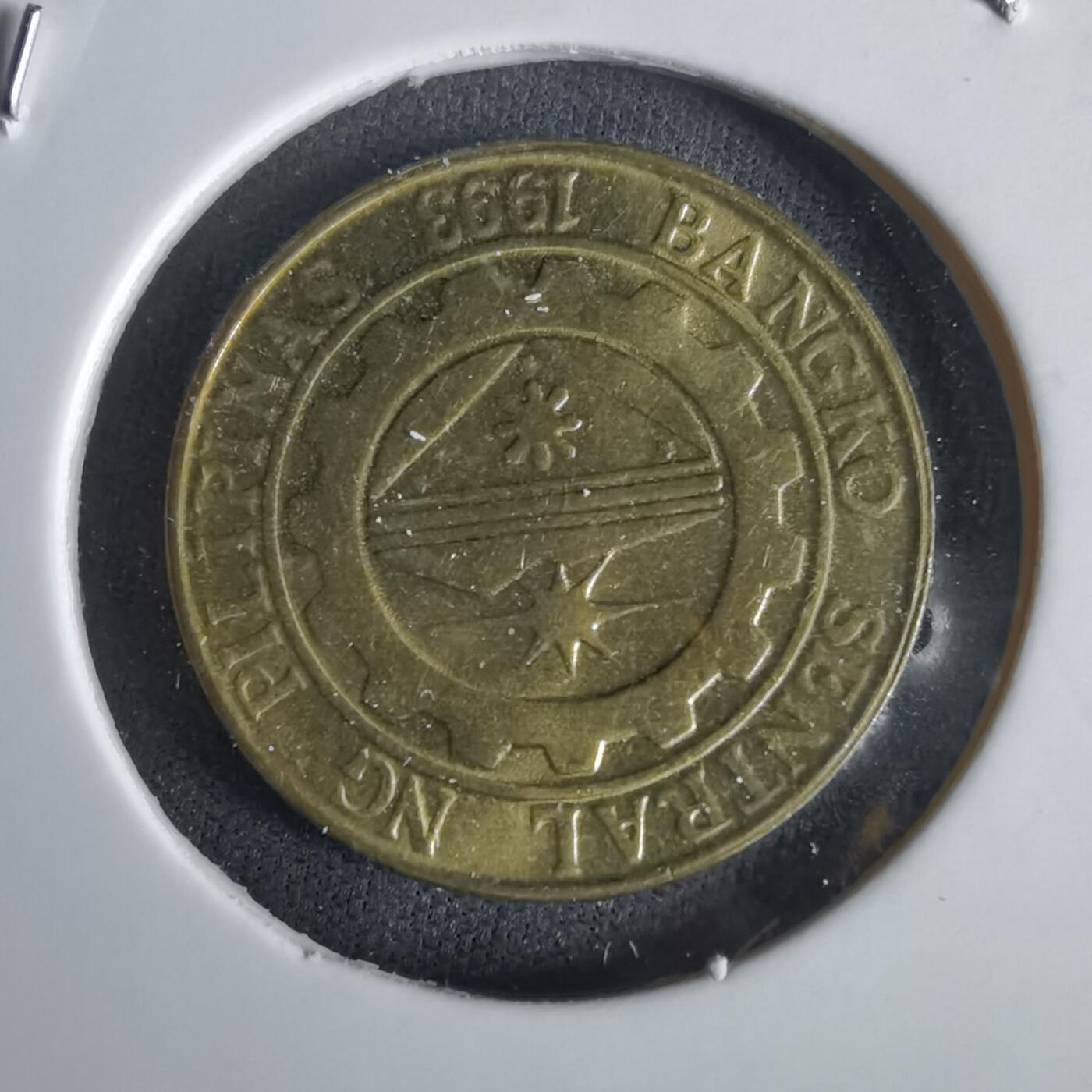 沼泽如烟--第1028场 菲律宾1995年25分