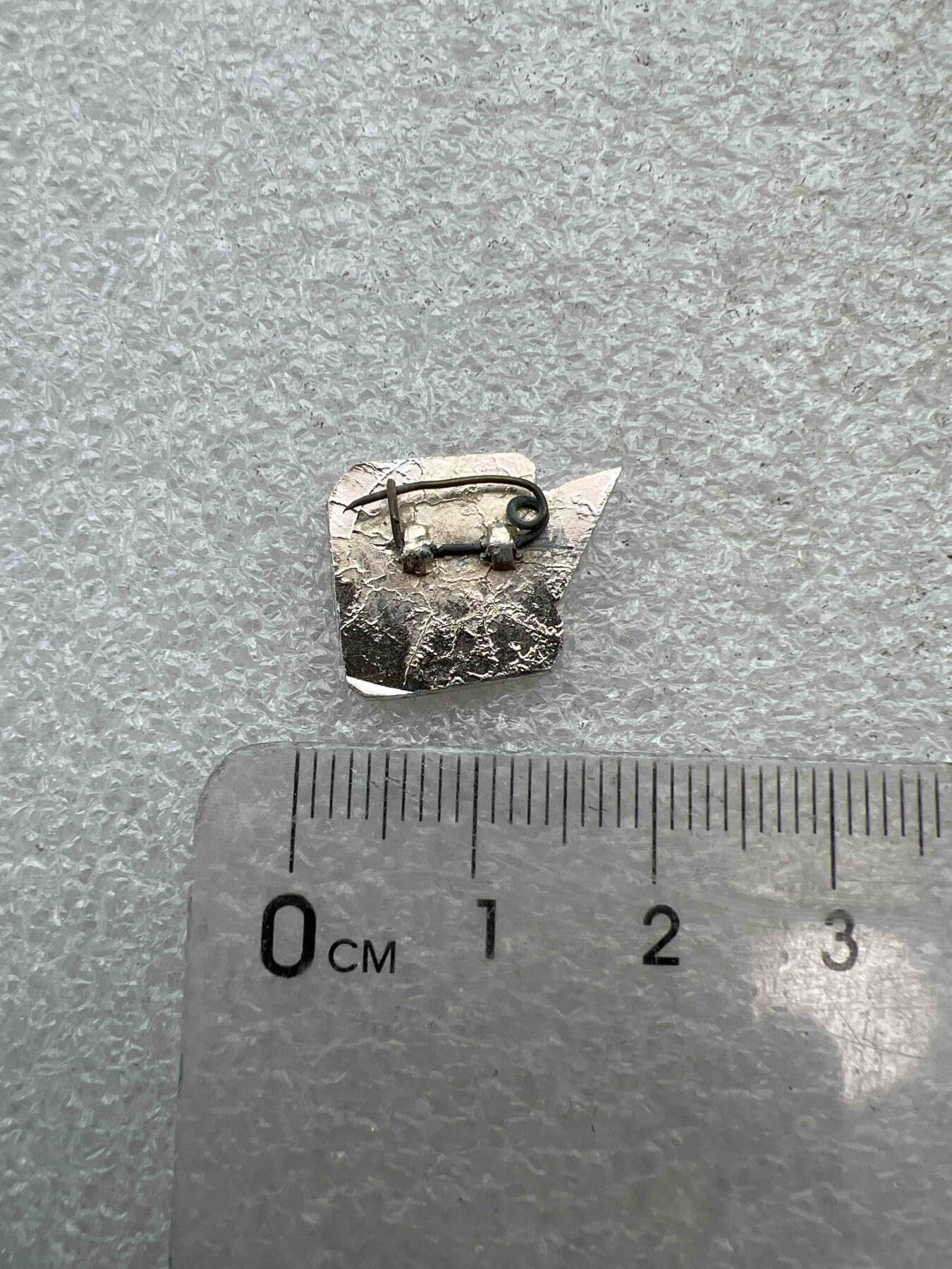 真品像章，纪念章 真品像章、纪念章