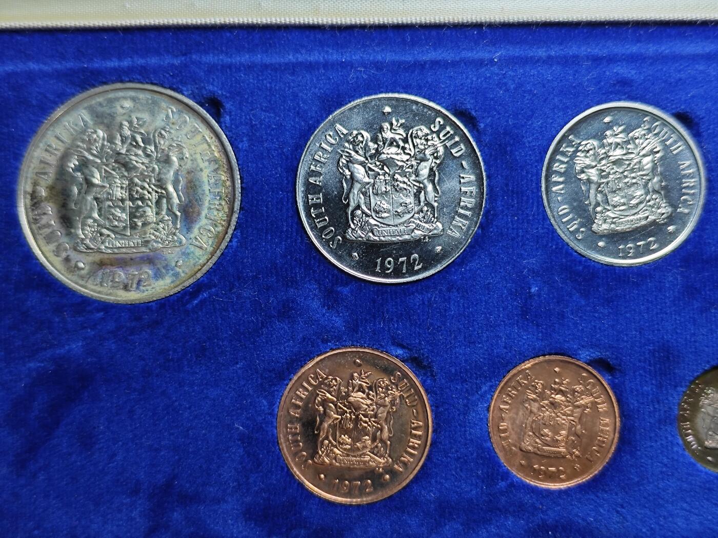 KK钱币收藏小铺   套币专场 2月预留时间 周末发货  1972南非大小面值清年精制套币 含1兰特银币