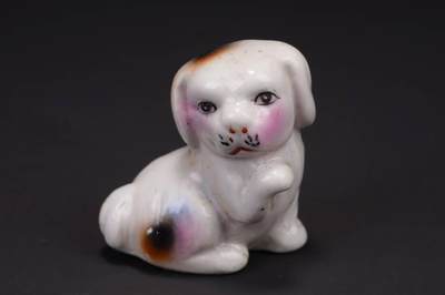 上海都达杂项专场六二【全场包邮】  - 白瓷彩绘小狗摆件69-119