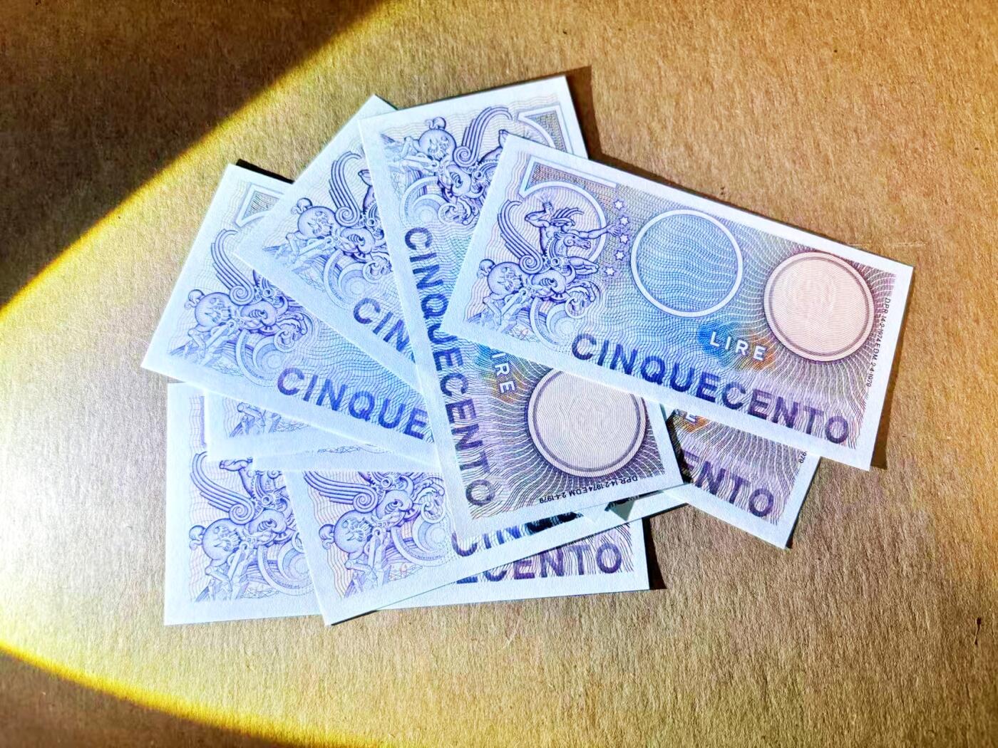 【Blue Auction】世界纸币精拍第796期——18级TOP拍卖/信誉/品质/专业/高效💫 【一组9张 含88尾及多张无47】意大利 1979年500里拉 全新UNC