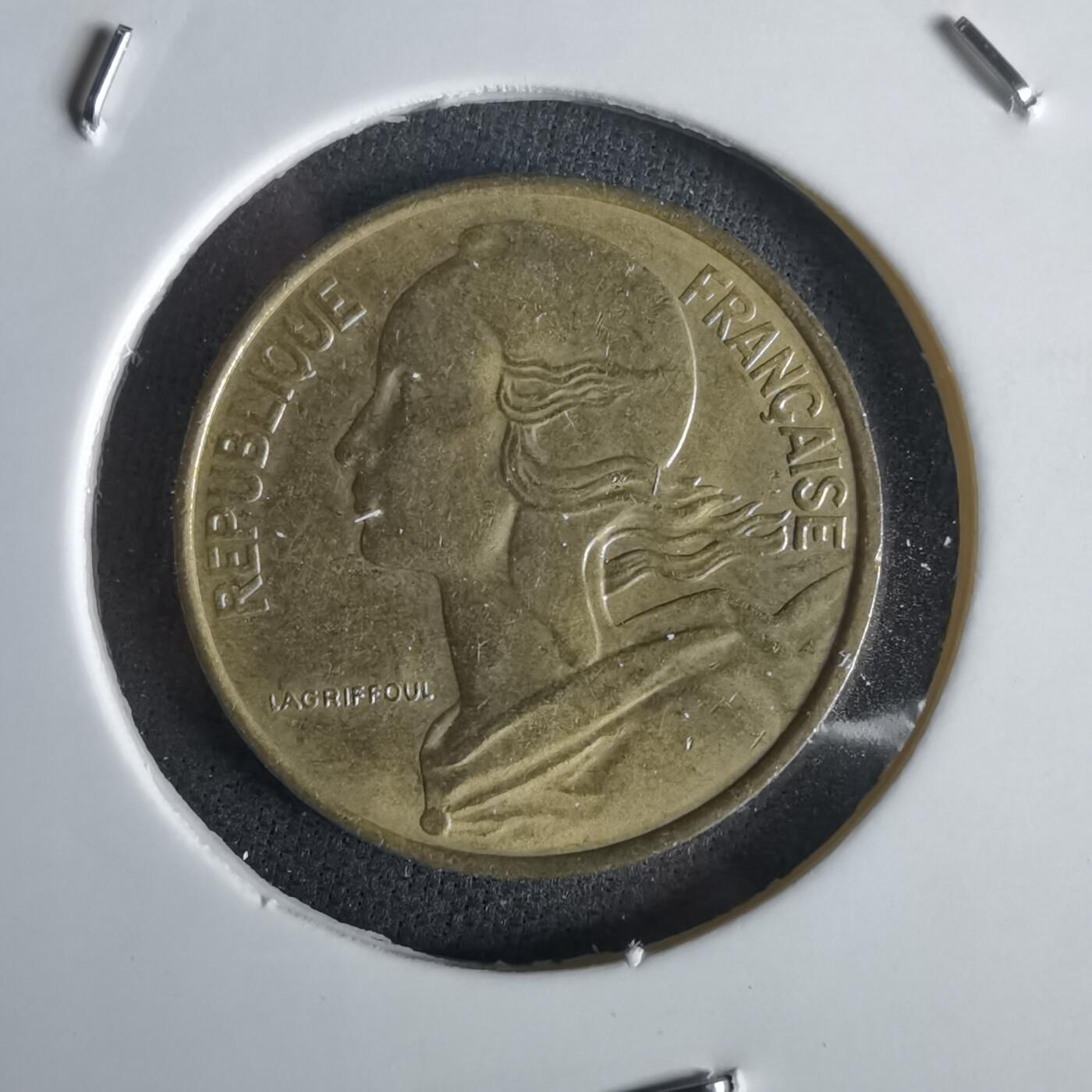 沼泽如烟--第1028场 法国1976年十分