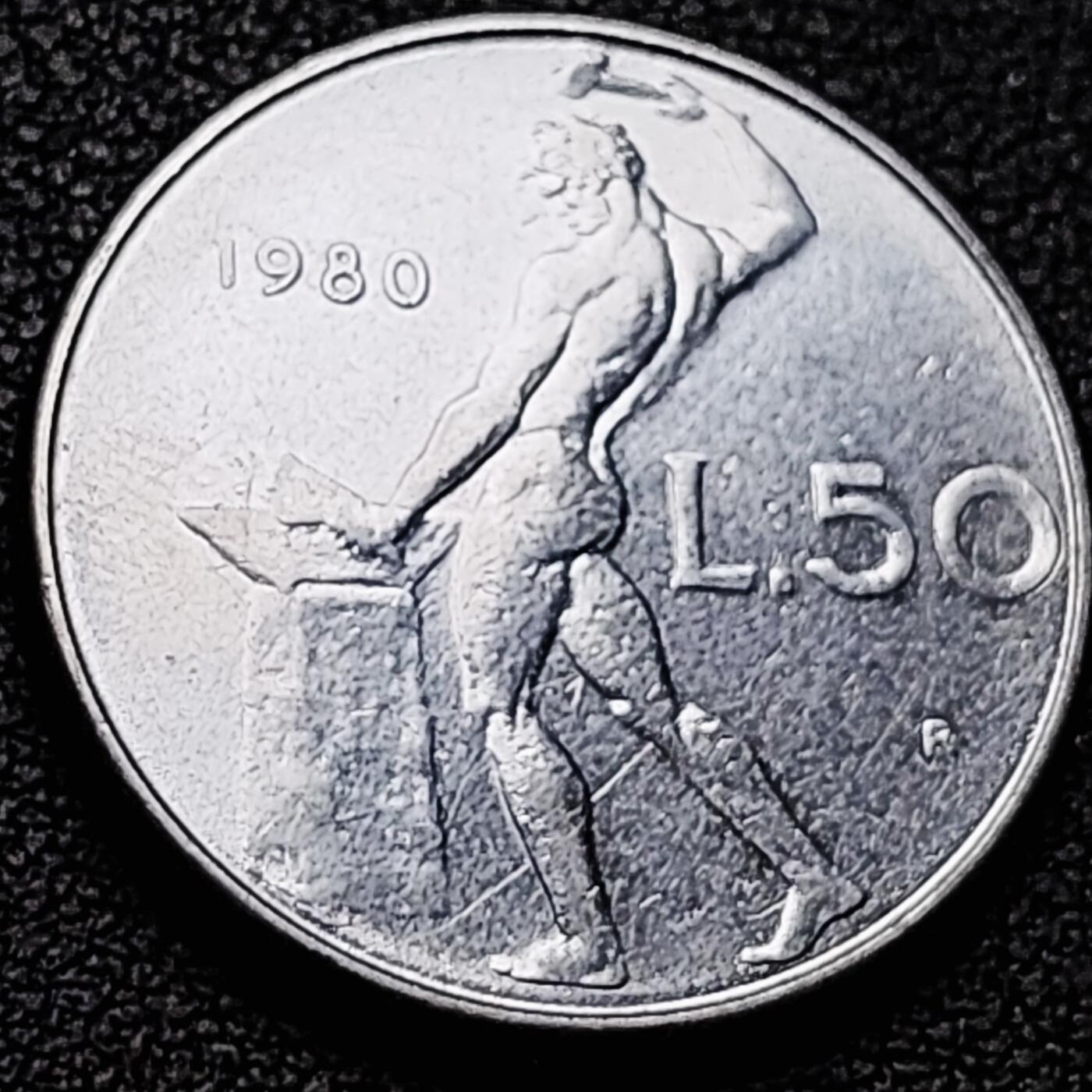 泉币菌-第213场-拍品多 请提前出价（工作最近较忙 发货不及时，望理解） 意大利 1980年 50里拉 锻冶之神 伍尔坎 24mm