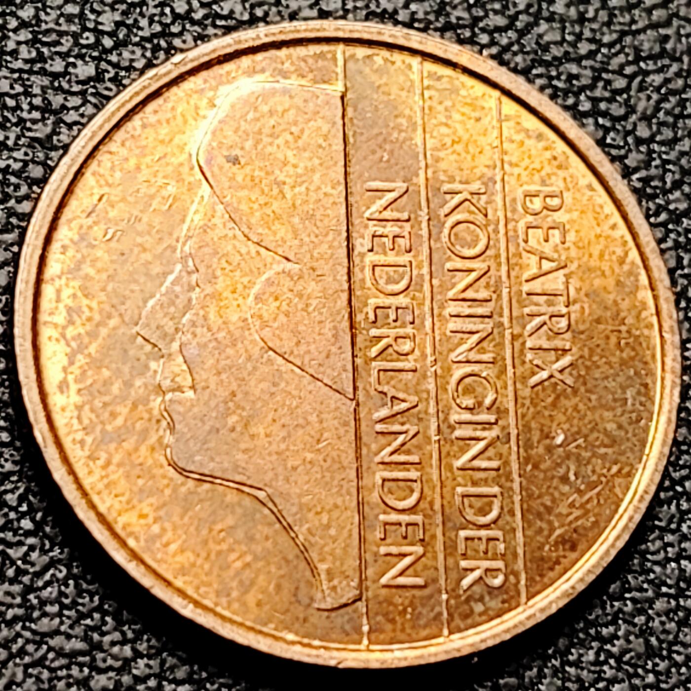 泉币菌-第213场-拍品多 请提前出价（工作最近较忙 发货不及时，望理解） 。