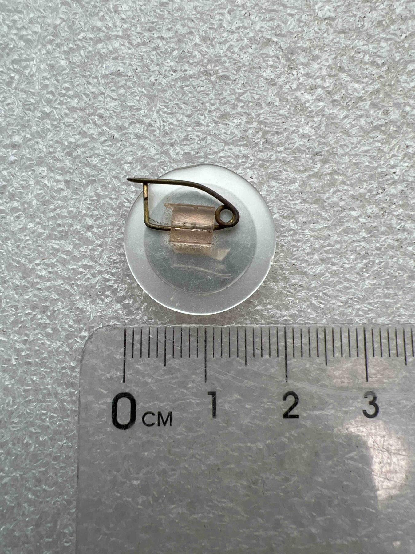 真品像章、纪念章 真品像章、纪念章