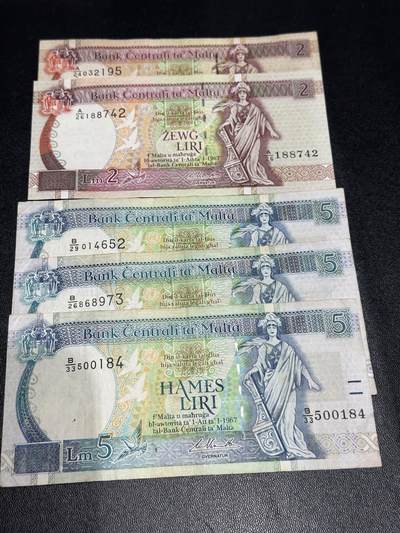 《外钞收藏家》第六百一十九期（精品场）（长期征集拍品、欢迎藏友们联系合作） - 马耳他2里拉2张+5里拉3张一起 非全新 品相如图