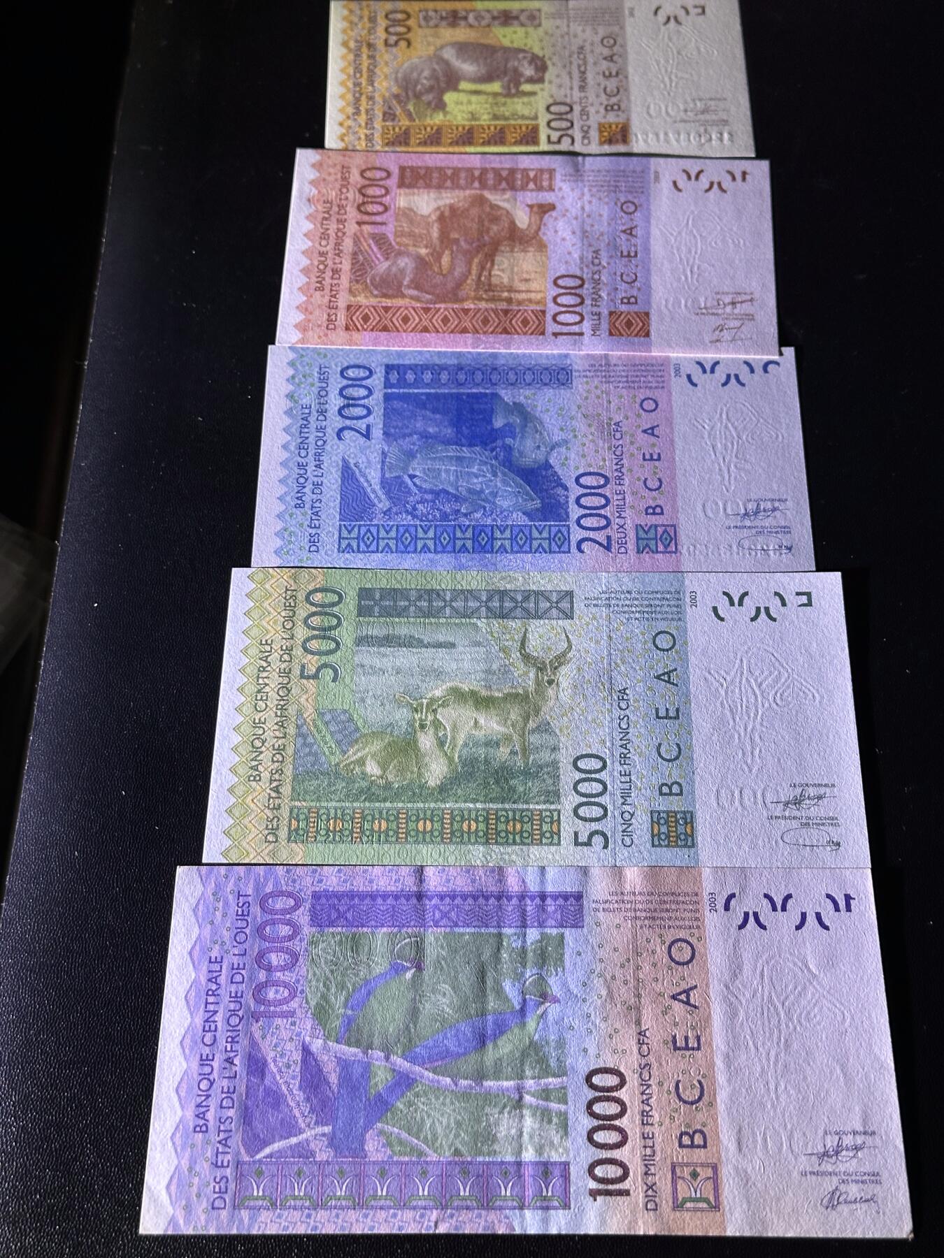 《外钞收藏家》第六百一十九期（精品场）（长期征集拍品、欢迎藏友们联系合作） 西非科特迪瓦500-1万法郎 五张一起 全新UNC