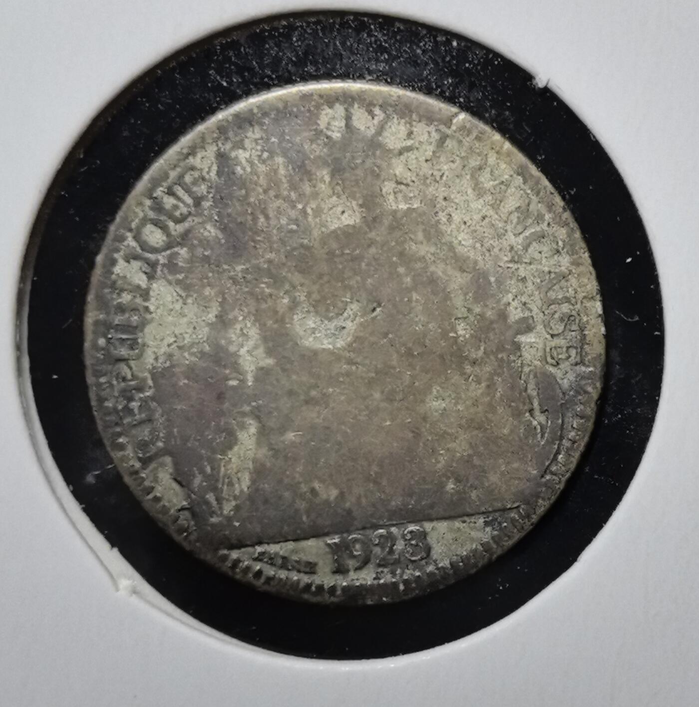 外国优质老铜币银币苏联纪念章，每周六晚九点倒数截拍，满百包邮可寄存，持续收拍 法属印度支那1923 年10 分银币。流通于法属印度支那（今东南亚部分地区），见证法国殖民时期的经济交流，是近代东南亚殖民货币体系的典型遗存。