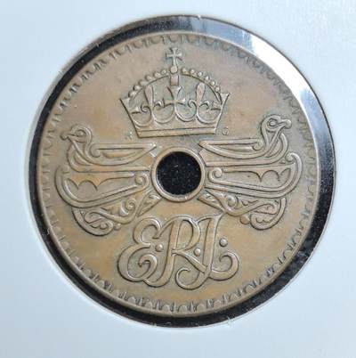 外国优质老铜币银币苏联纪念章，每周六晚九点倒数截拍，满百包邮可寄存，持续收拍 - 新几内亚1936年爱德华八世1 便士铜币，属澳大利亚委任统治时期殖民货币，中孔设计搭配毛利风格纹饰，见证大洋洲殖民史，是大洋洲殖民钱币收藏的特色入门品。