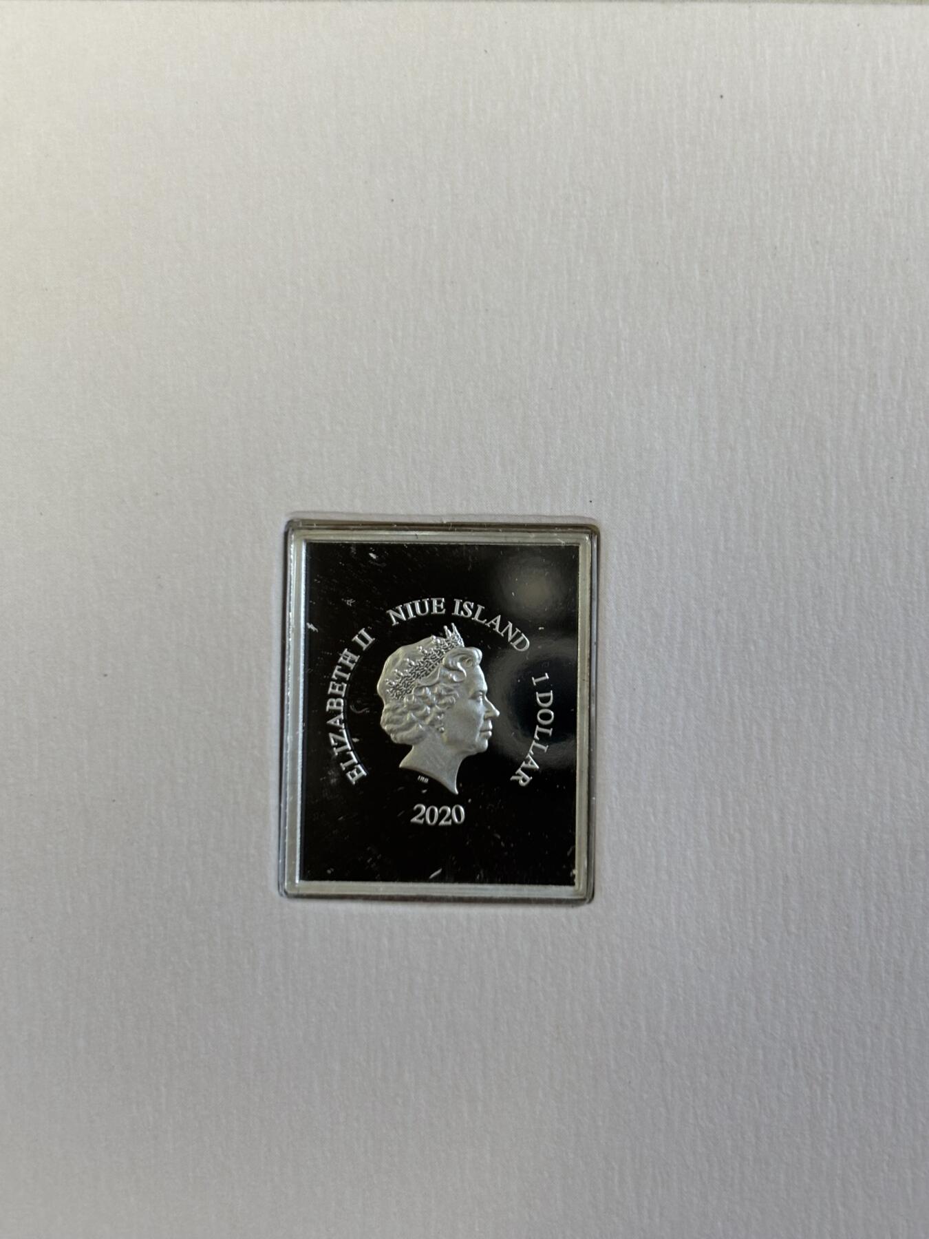 第194期拍卖 纽埃2020年黑便士邮票诞生180周年精制纪念银币，999银，5克，发行3000枚