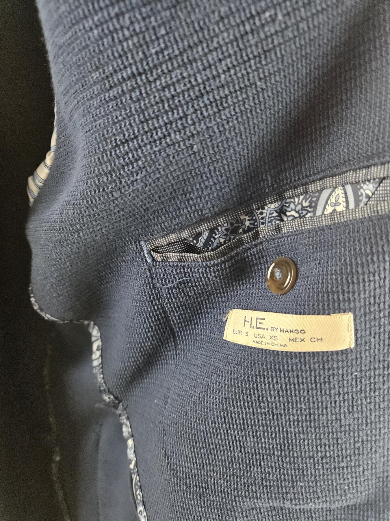 0元起拍勋章 第340期 咸鱼国勋章拍卖专场 3月22日（周日）下午6：00开始 古着蓝西服 胸围98 衣长70 肩宽44 袖长62