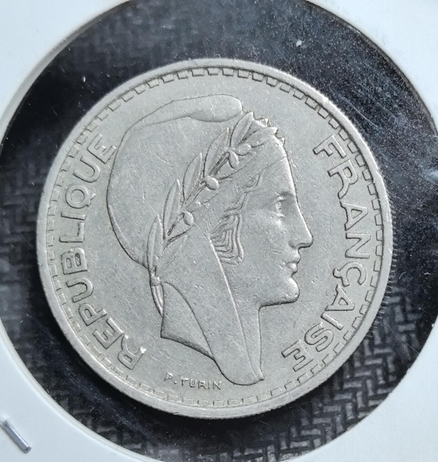 外国优质老铜币银币苏联纪念章，每周六晚九点倒数截拍，满百包邮可寄存，持续收拍 法属阿尔及利亚1950年100法郎，正面稻穗纹饰与 “ALGERIE” 字样承载殖民时期农业经济记忆，背面法兰西女神头像彰显法属殖民货币特征，是见证北非殖民史与法语区货币文化的经典入门藏品。