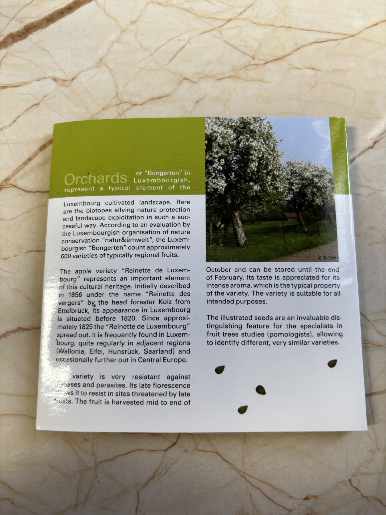 第194期拍卖 卢森堡2014年植物系列苹果树5欧精制双色北欧金纪念银币，925银+5.93克北欧金，发行3000枚