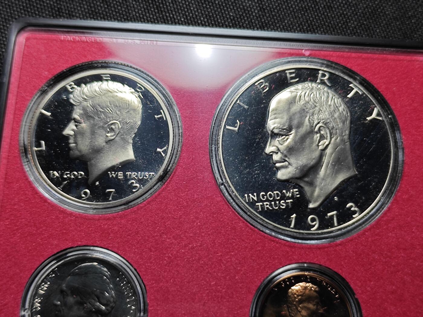 KK钱币收藏小铺   套币专场 2月预留时间 周末发货  1973美国大小面值清年一套 含艾克大一元精制