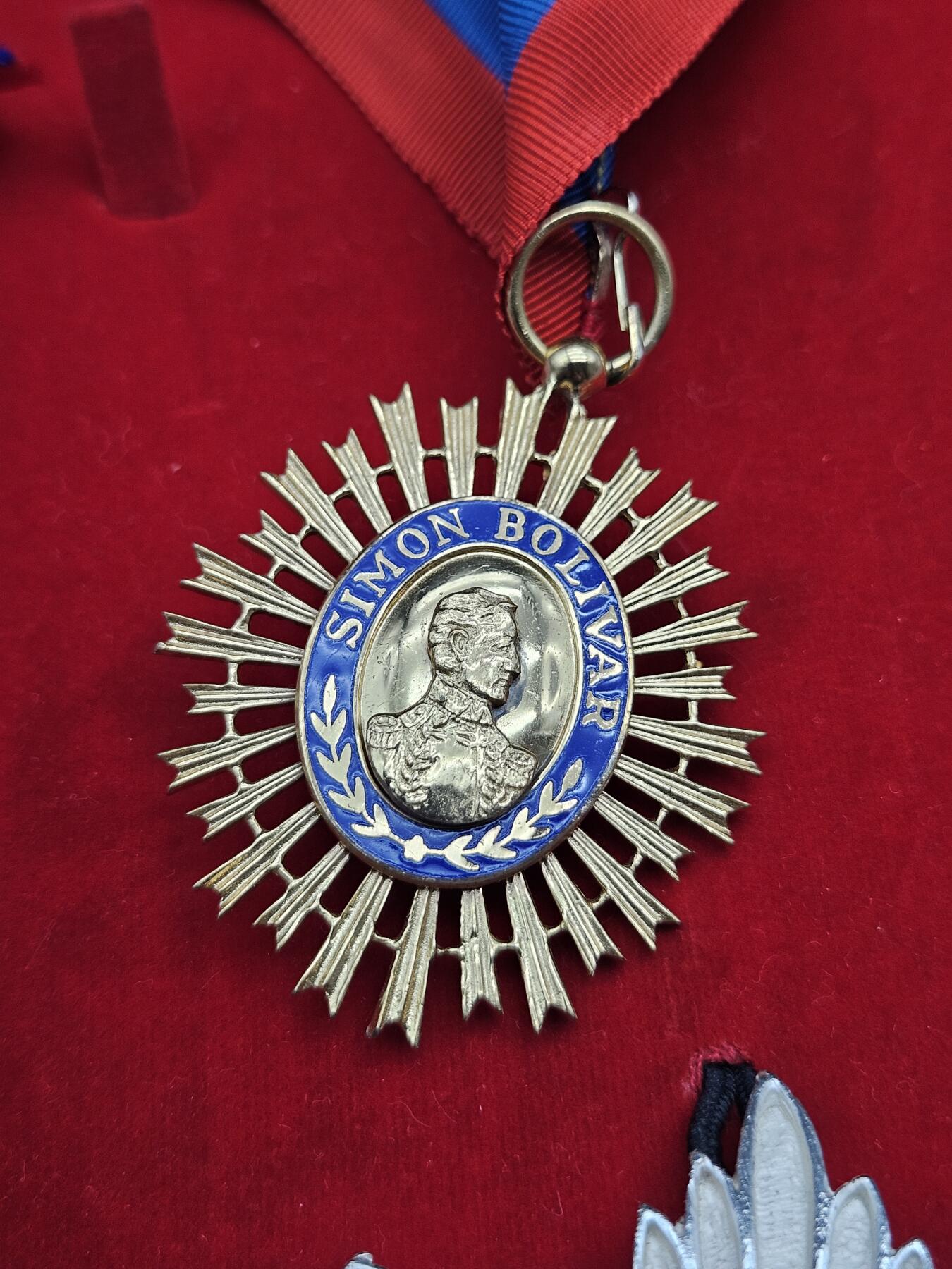 0元起拍勋章 第340期 咸鱼国勋章拍卖专场 3月22日（周日）下午6：00开始 委内瑞拉最高荣誉 解放者勋章 大军官级