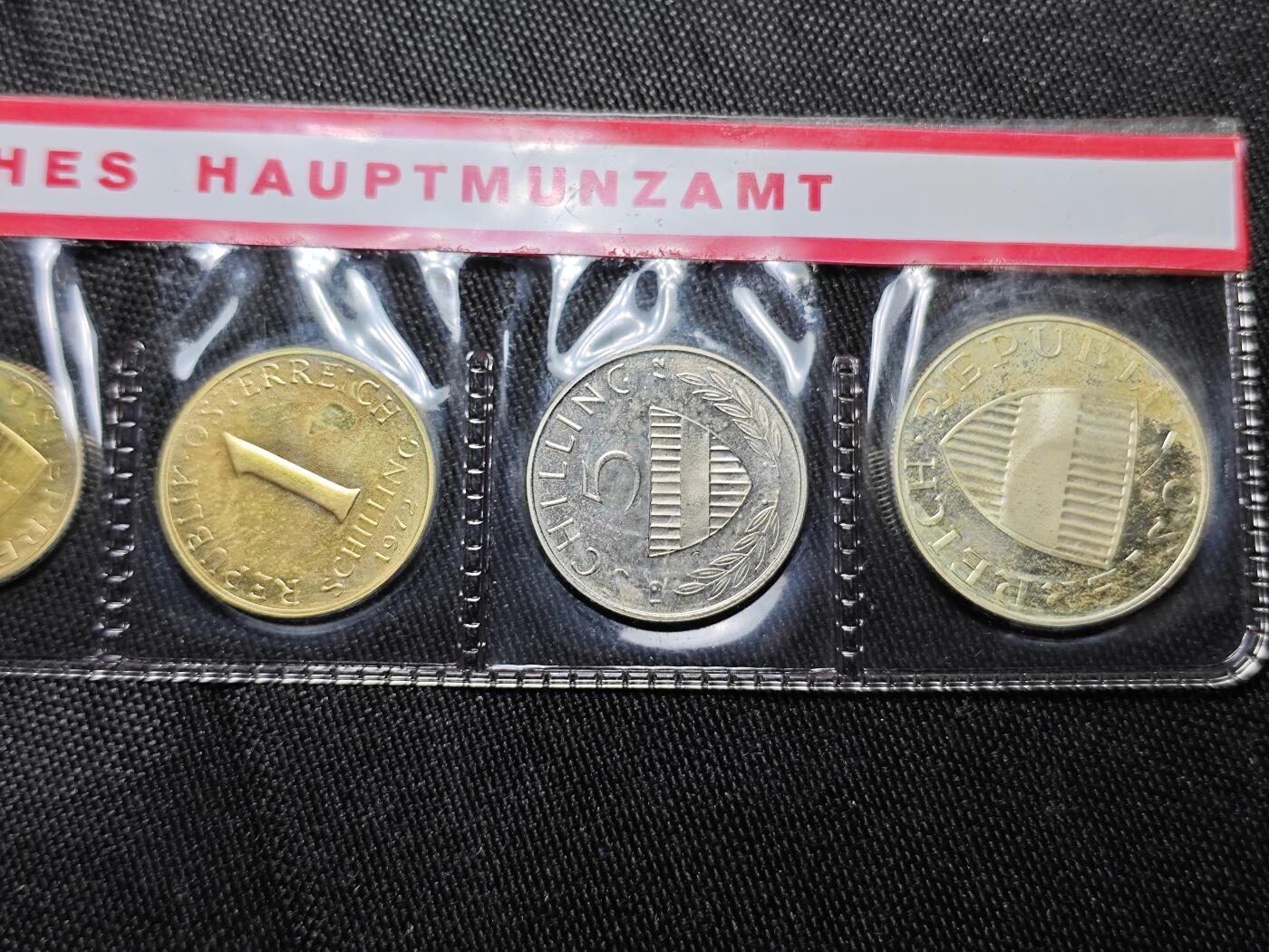 KK钱币收藏小铺   套币专场 2月预留时间 周末发货  1972奥地利大小面值清年精制套币