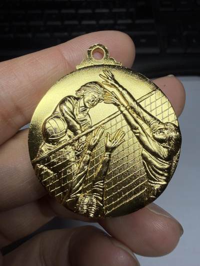 2026年集古藏今外币拍卖第三期-第5场—（总第315拍），可以寄存60天，满160元包邮。 - 1977年近郊大会纪念章，直径40毫米