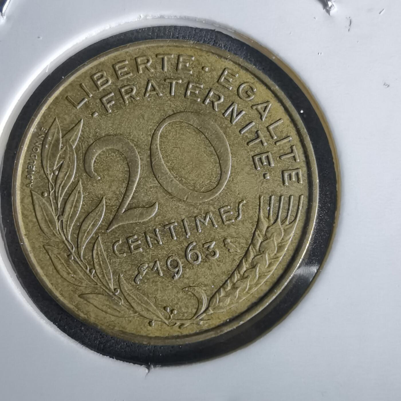 沼泽如烟--第1028场 法国1963年20分