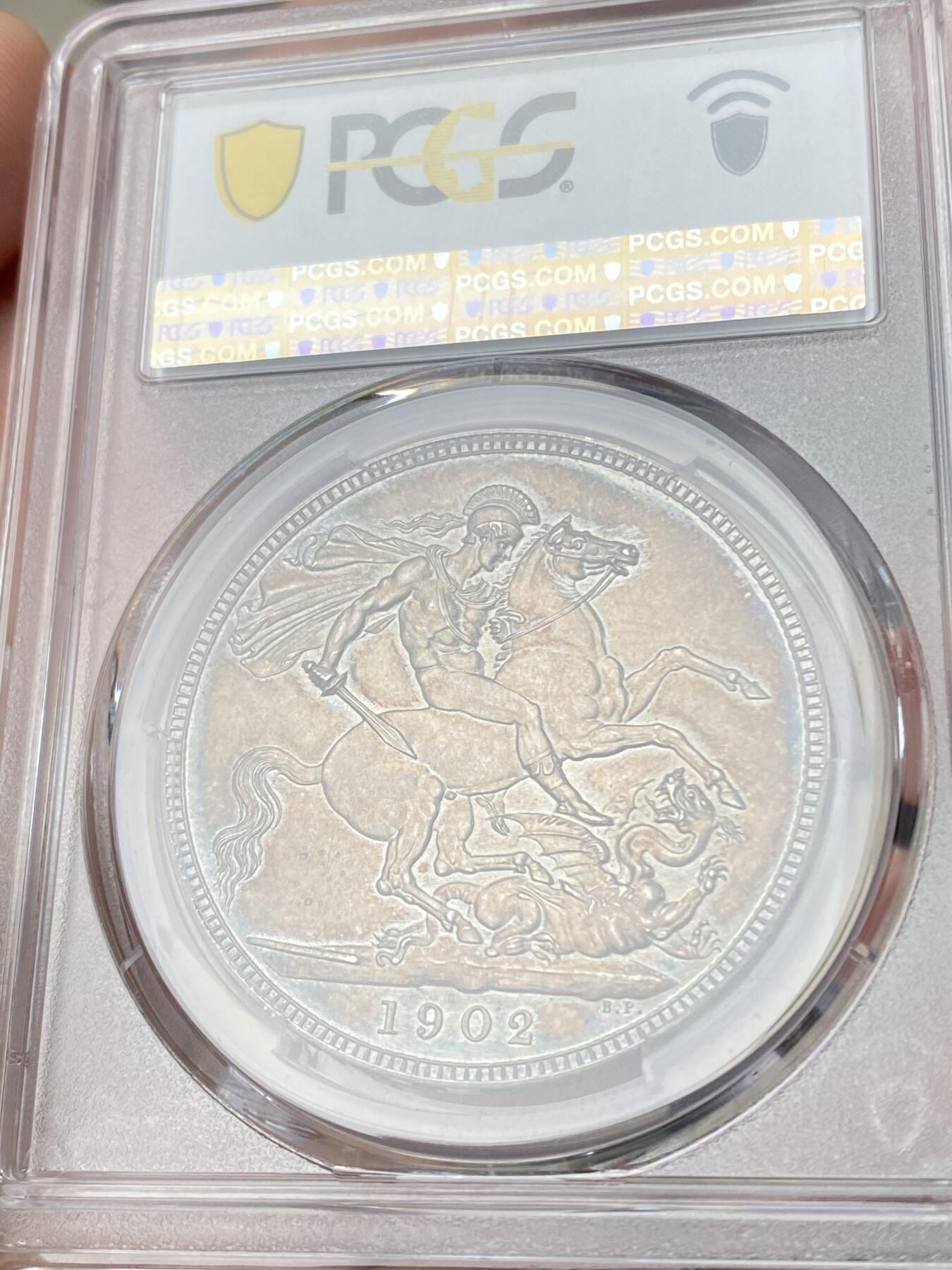 万国钱币拍卖第063期 PCGS PR62 1902年英国爱德华七世精制马剑克朗 精制MATTE工艺素描质感 罕见熟美天鹅绒五彩收藏级