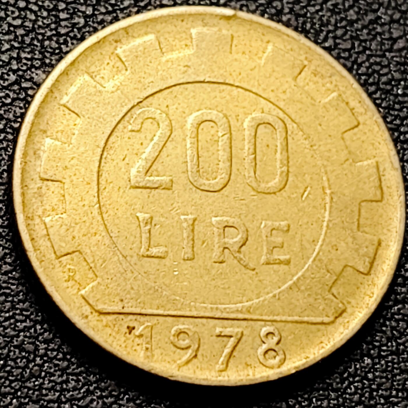 泉币菌-第213场-拍品多 请提前出价（工作最近较忙 发货不及时，望理解） 。