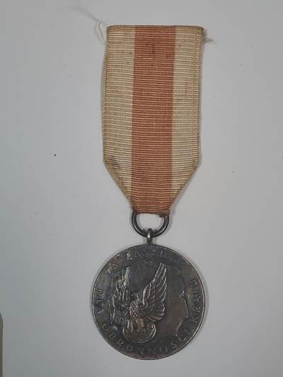 韵星假日军品类拍卖第47期 -- Rimey Holidays Militaria Auction 47 - ，波兰人民共和国银级国防服务奖章