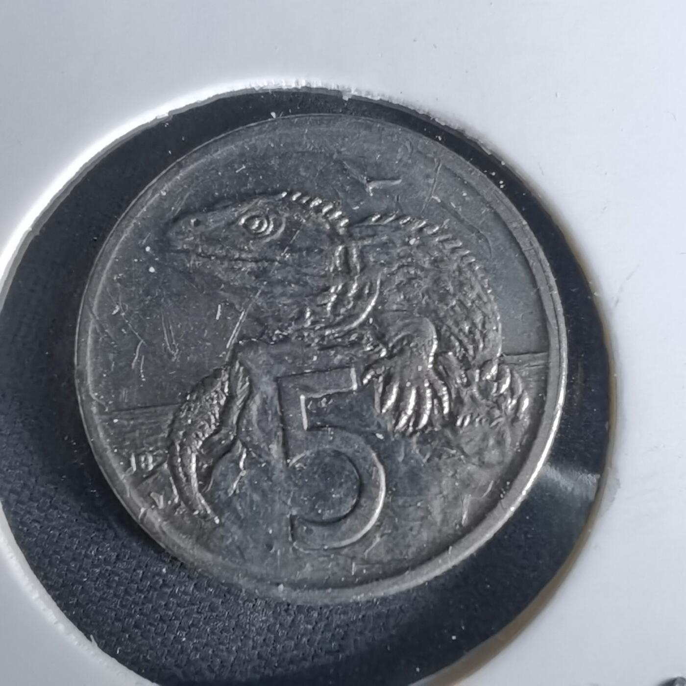 沼泽如烟--第1028场 新西兰2000年五分