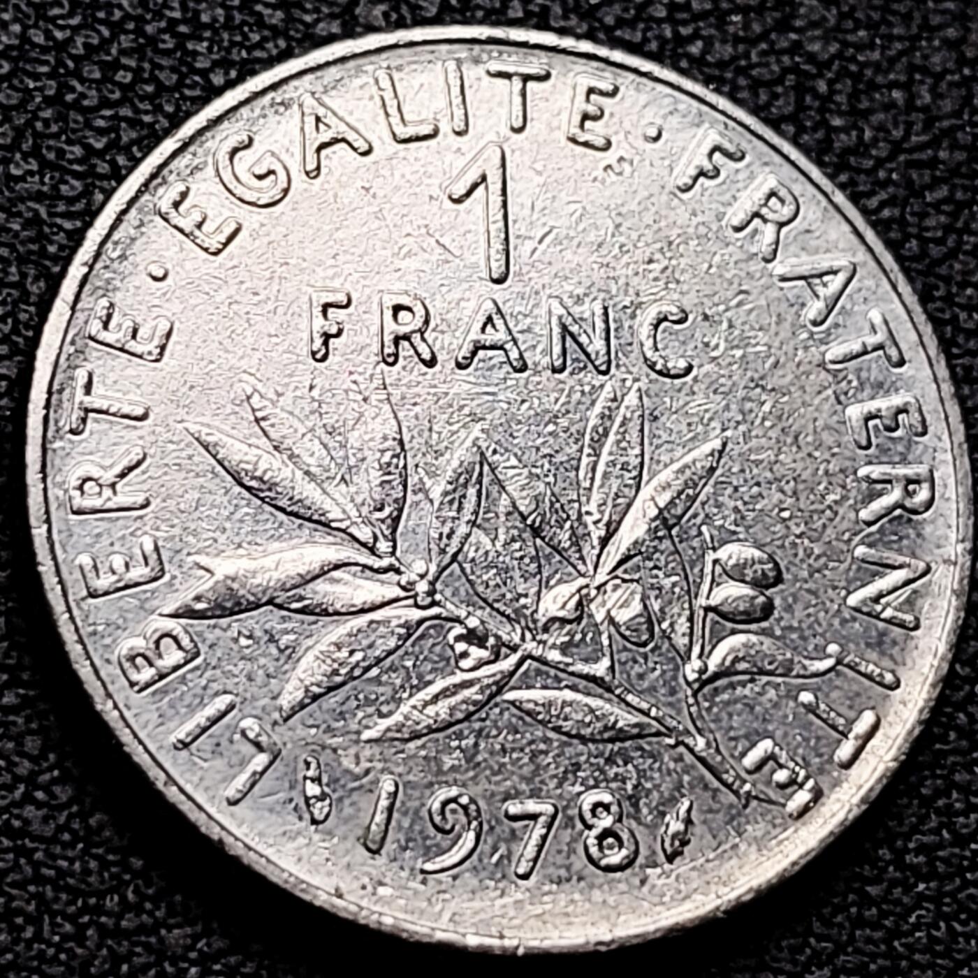 泉币菌-第213场-拍品多 请提前出价（工作最近较忙 发货不及时，望理解） 。