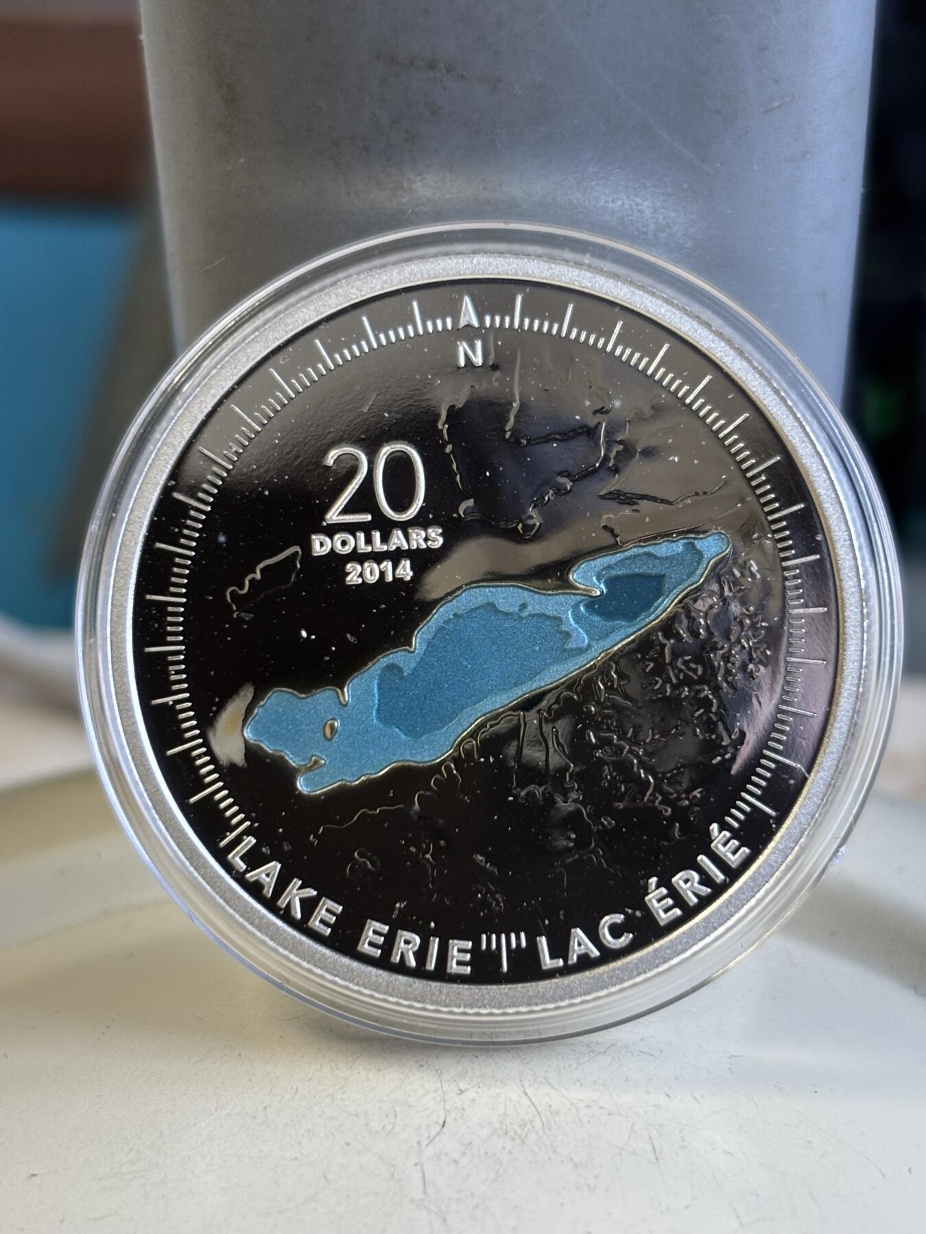 第194期拍卖 加拿大2014年五大湖系列伊利湖镶嵌珐琅彩纪念银币，9999银，31.39克，发行10000枚