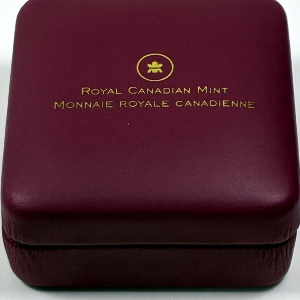 长老汇马年精选第十场拍卖 加拿大 25分 2012年 在黑暗中发光的恐龙 夜光币，盒证齐全，稀少，淘宝闲鱼480+