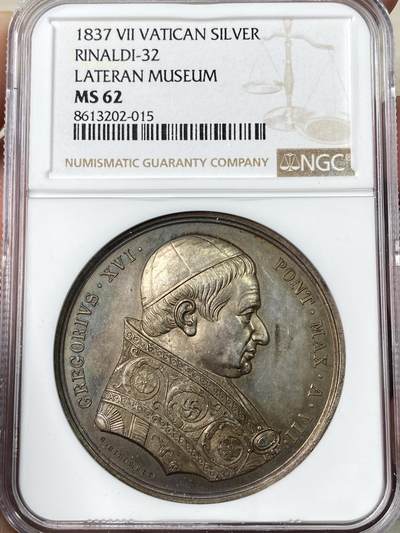 万国钱币拍卖第063期 - NGC MS62 1837年梵蒂冈教皇国格里高利十六世纪念格里高利博物馆奠基纪念大银章 超美五彩镜面繁复的教皇服饰精美雕刻 背面台伯河的戈格河神在博物馆门前献上祝福 格列高利伊特鲁里亚博物馆由教皇格列高利十六世创立 旨在收藏在伊特鲁里亚南部（今拉丁姆北部）古城发掘中发现的文物