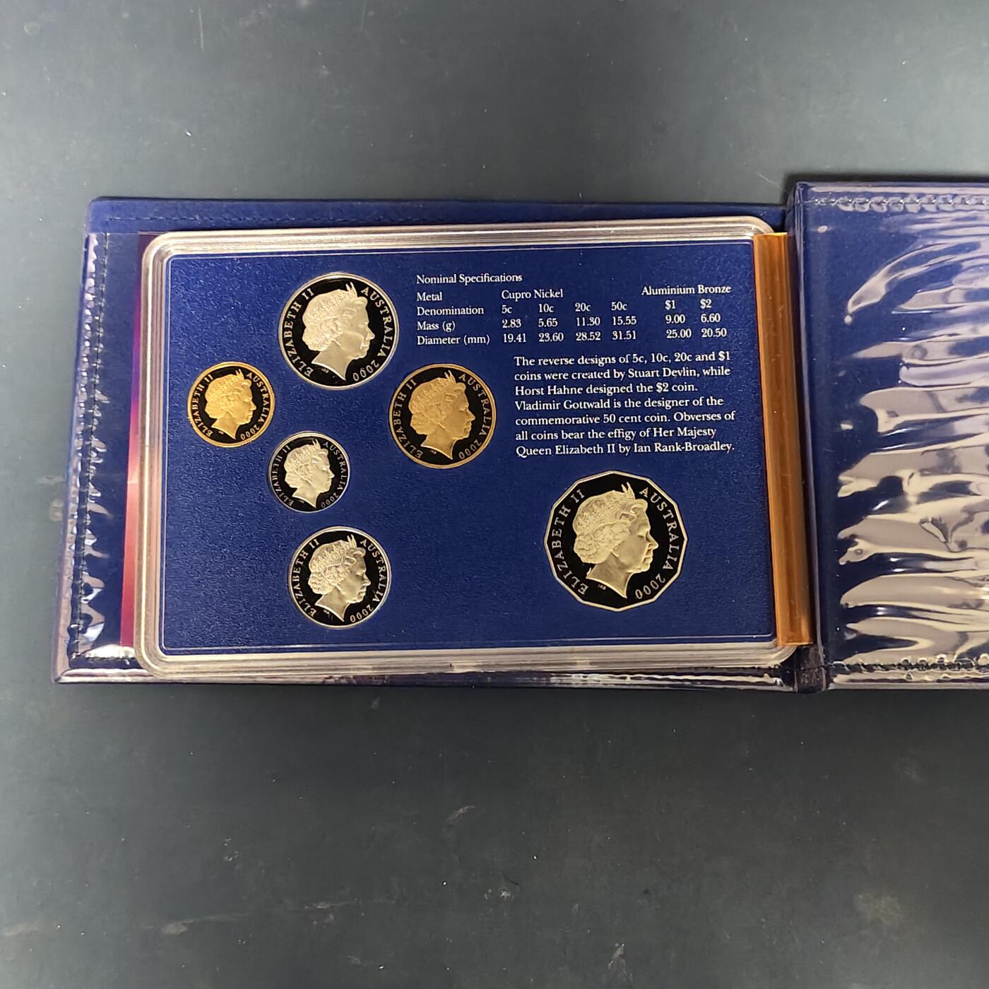 【全场包邮】纯粹捡漏拍513场 澳大利亚2000年千禧年主题官方精制套币-盒证全-含50分彩色精制纪念币