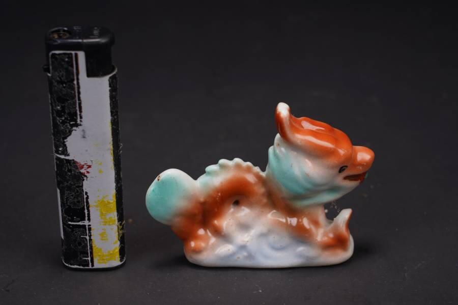 上海都达杂项专场六二【全场包邮】  粉彩龙摆件69-100