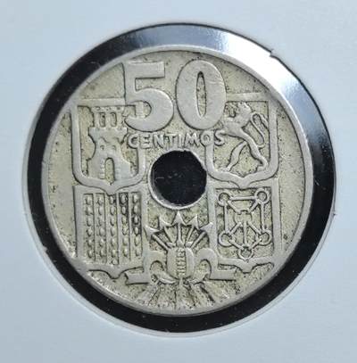 外国优质老铜币银币苏联纪念章，每周六晚九点倒数截拍，满百包邮可寄存，持续收拍 - 西班牙佛朗哥1949年50分，正面锚与船舵象征海洋，背面为西班牙国徽，属战后重建时期货币，后随比塞塔于 2002 年被欧元取代。