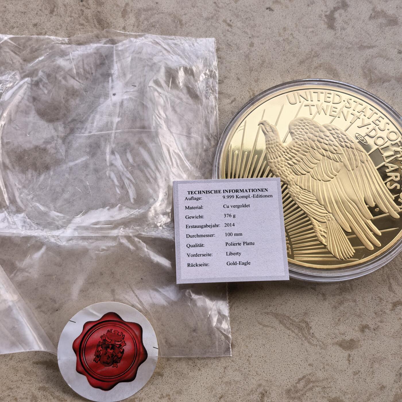 道一币馆币章第一百七十场 原包装带证书 德国2014年美国1933年20元金币复刻超大24K镀金纪念章