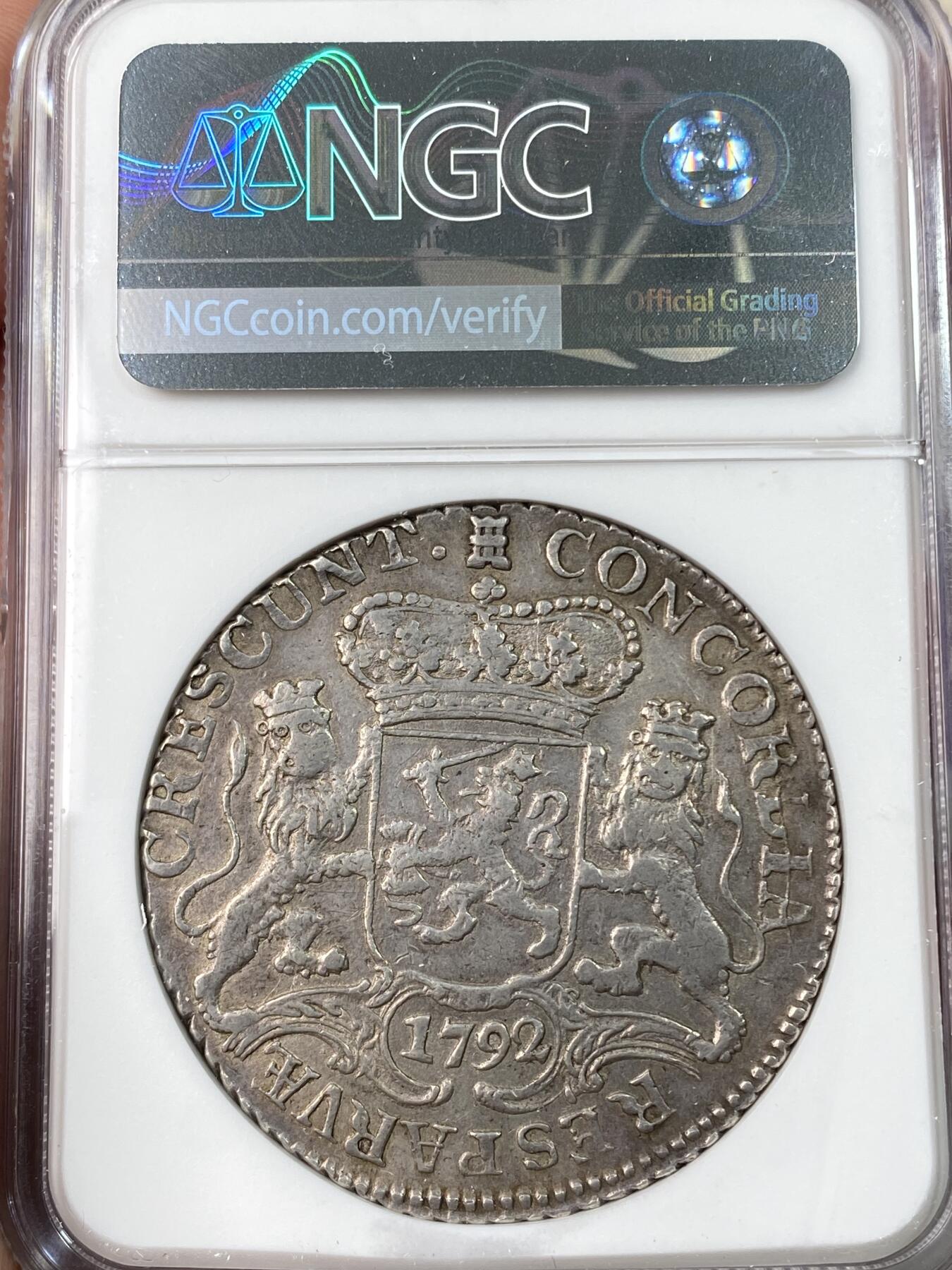 万国钱币拍卖第063期