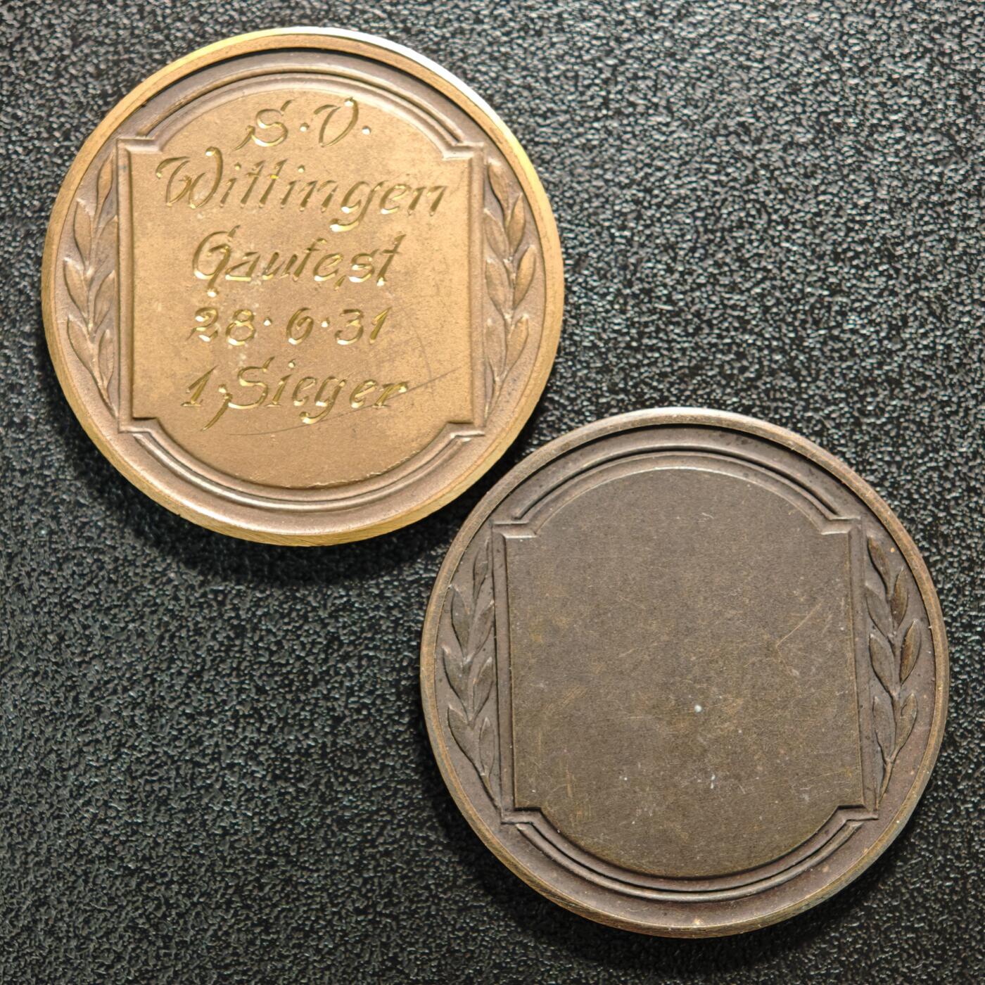 【德藏】世界币章拍卖第168期（拍品征集中~欢迎藏友联系） 2枚一组 德国魏玛时期游泳比赛奖章纪念铜章 直径约：32.2mm/左，32.2mm/右；重约：16.8g/左，16.3g/右
