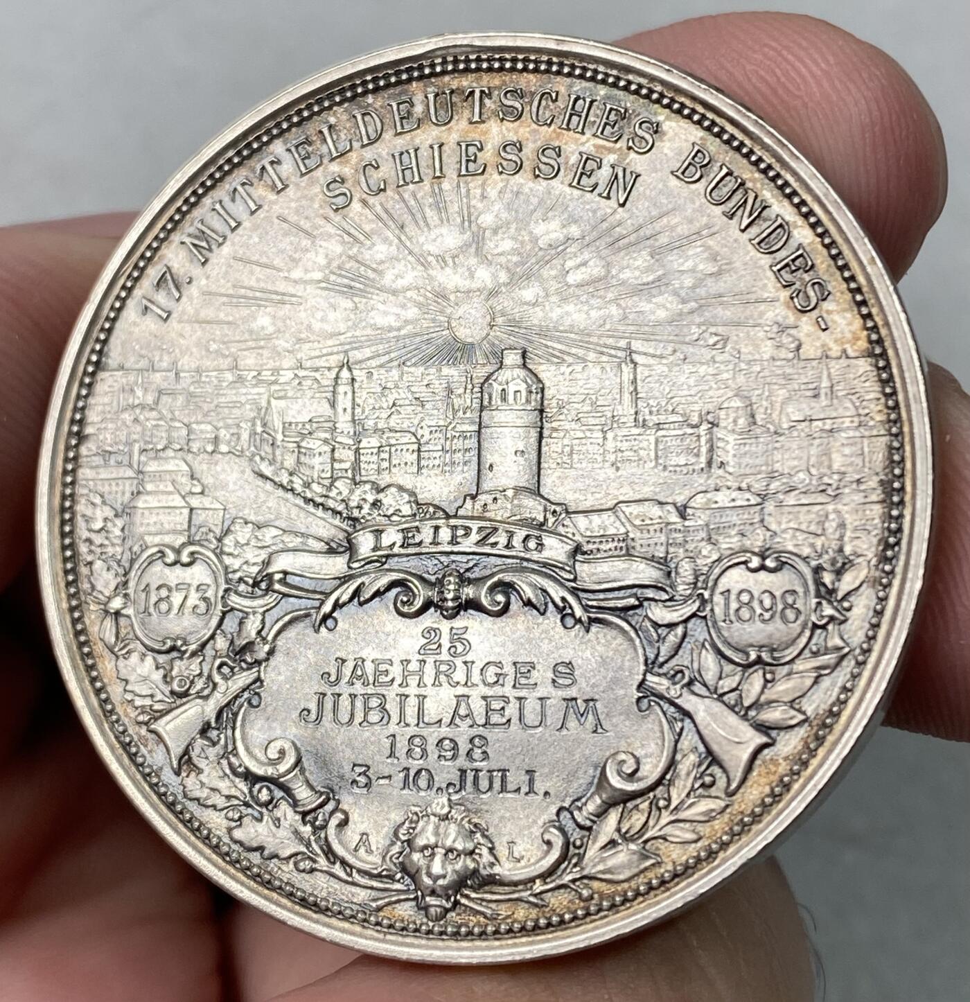 万国钱币拍卖第063期