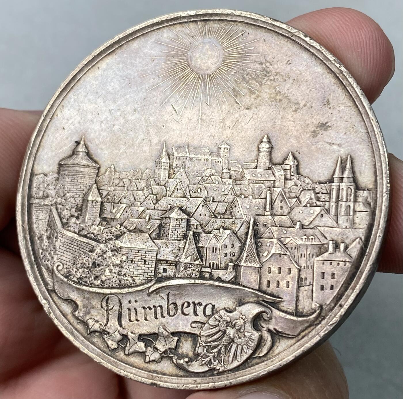 万国钱币拍卖第063期