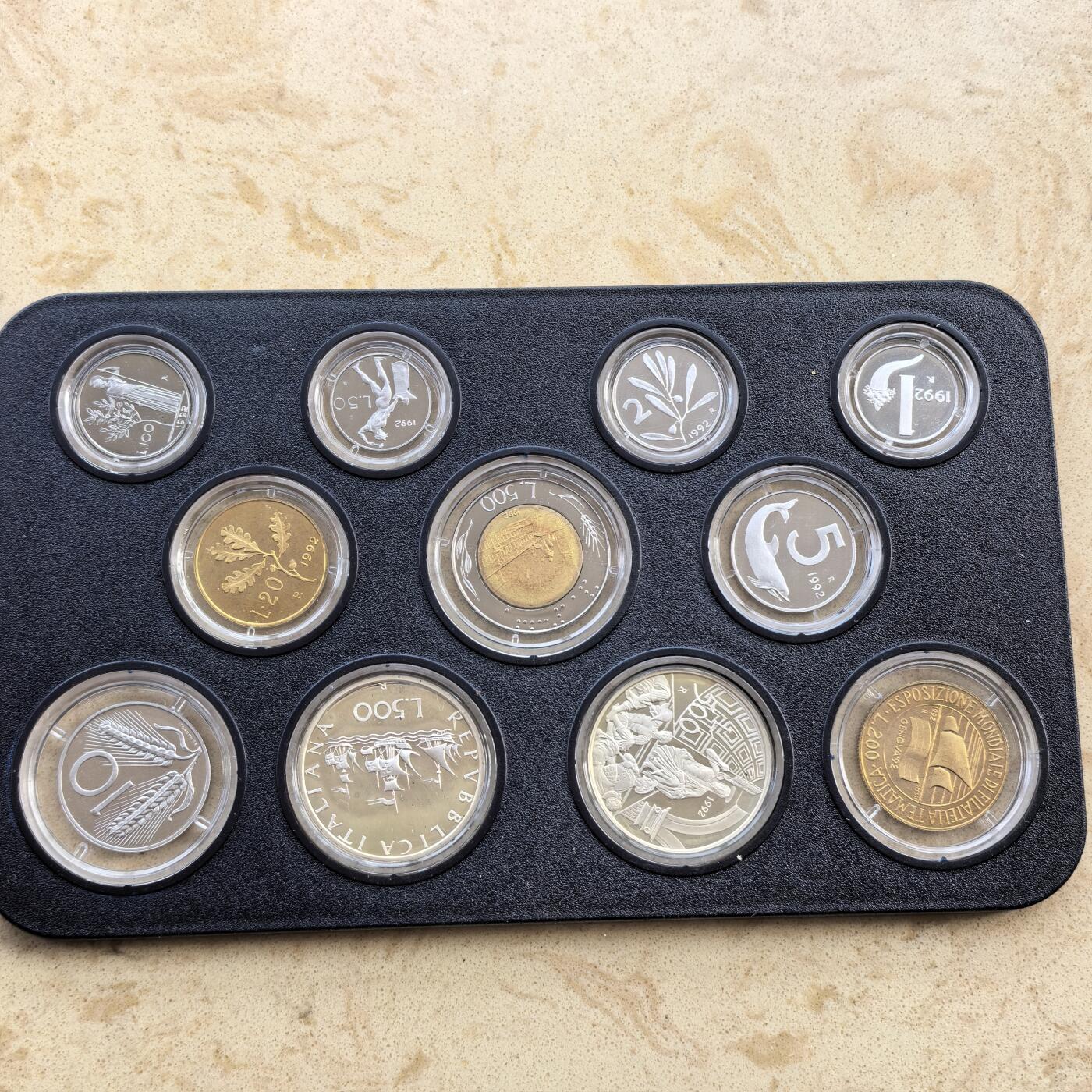道一币馆币章第一百七十场 卡装 意大利1982年清年精制币套装11枚 含银币两枚