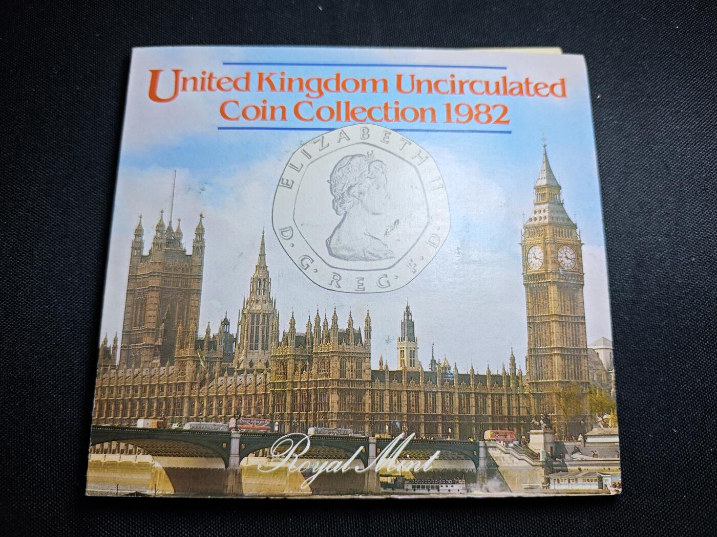 KK钱币收藏小铺   套币专场 2月预留时间 周末发货  1982英国大小面值一套