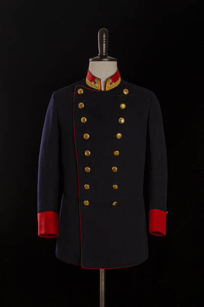 戎马世界章牌大赏第112期 德专场 - 奥匈帝国   军队兽医（中士军衔）军服  