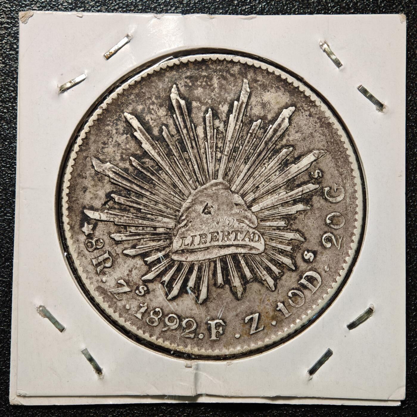 【德藏】世界币章拍卖第168期（拍品征集中~欢迎藏友联系） 老藏家集藏系列之- 1892年 墨西哥鹰洋8瑞尔银币 900银 有戳 直径约：38mm；重约：27g 入册20余年·附有当年购入价